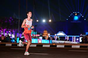 BIB: 450
                            <button type="button" onclick="openModal(15047301)" class="btn btn-primary btn-sm float-right btn-popup" data-toggle="modal" data-target=".modal-high-quality">
                        <i class="fas fa-shopping-cart"></i> Add to Cart
                    </button>
                                            <button type="button" onclick="isThisMe(15047301, true)" class="btn btn-success btn-sm float-right btn-popup btn-isme hidden" data-toggle="tooltip" data-placement="bottom" title="นี่คือรูปของคุณใช่ไหม คลิกที่นี่เพื่อเอาเข้าอัลบั้ม">
                        <i class="fas fa-plus"></i> Add to album
                    </button>
                    <button type="button" onclick="isThisMe(15047301, false)" class="btn btn-warning btn-sm float-right btn-popup btn-isnotme hidden">
                        <i class="fas fa-ban"></i> Remove from album
                    </button>